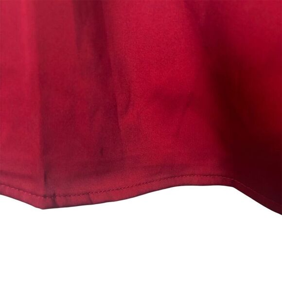 Zenana Women's Standard Small Red V-Neck Sleeveless Tank Top - Picture 4 of 8